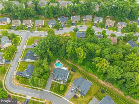 View/Area - 6436 Dresden Pl, Frederick, MD 21701 photo 7 of 13