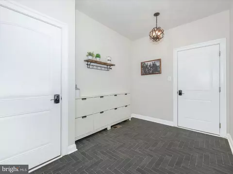 Entry Way - 6436 Dresden Pl, Frederick, MD 21701 photo 3 of 4