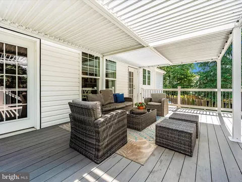 Exterior - 6436 Dresden Pl, Frederick, MD 21701 photo 5 of 24