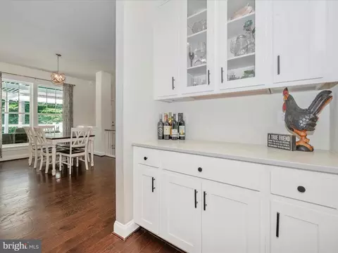 Entry Way - 6436 Dresden Pl, Frederick, MD 21701 photo 2 of 4