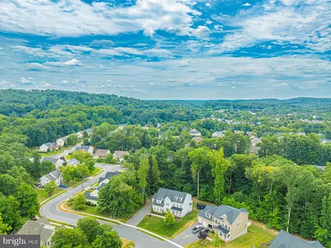 View/Area - 6436 Dresden Pl, Frederick, MD 21701 photo 8 of 13