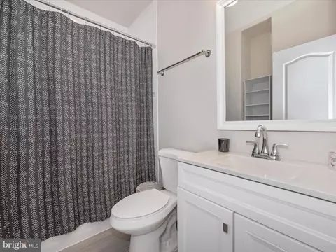 Bath - 6436 Dresden Pl, Frederick, MD 21701 photo 7 of 7