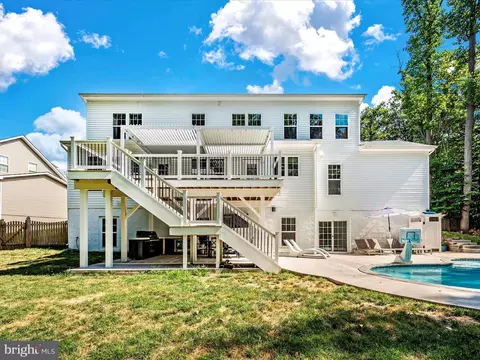 Exterior - 6436 Dresden Pl, Frederick, MD 21701 photo 3 of 24