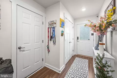 Entry Way - 758 7 Tatum Ct, Frederick, MD 21702 photo 7 of 9