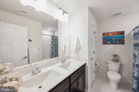 Bath - 758 7 Tatum Ct, Frederick, MD 21702 photo 3 of 3