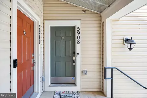 5908 Krantz Dr, Frederick, MD 21703 photo 2