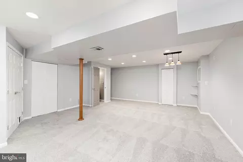 902 Twin Oak Ct, Frederick, MD 21701 photo 32