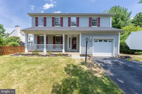 902 Twin Oak Ct, Frederick, MD 21701