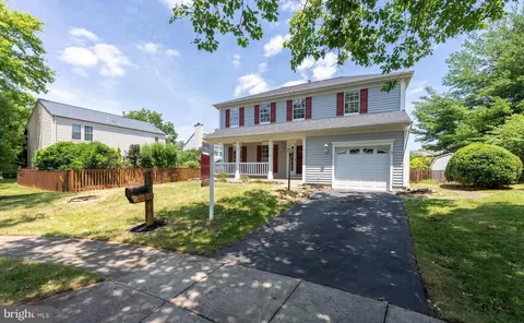 902 Twin Oak Ct, Frederick, MD 21701 photo 3