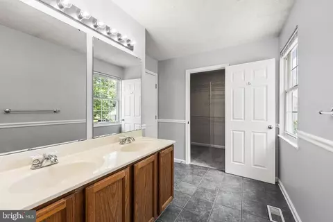 902 Twin Oak Ct, Frederick, MD 21701 photo 22