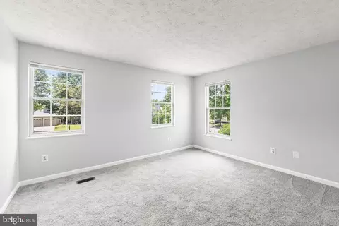 902 Twin Oak Ct, Frederick, MD 21701 photo 27