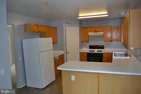 8802 Briarcliff Ln, Frederick, MD 21701 photo 9
