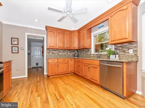 Kitchen - 201 Crestview Ct, Frederick, MD 21702 photo 1 of 6