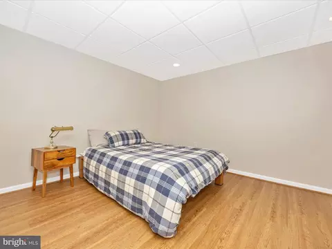 Bedroom - 201 Crestview Ct, Frederick, MD 21702 photo 4 of 7