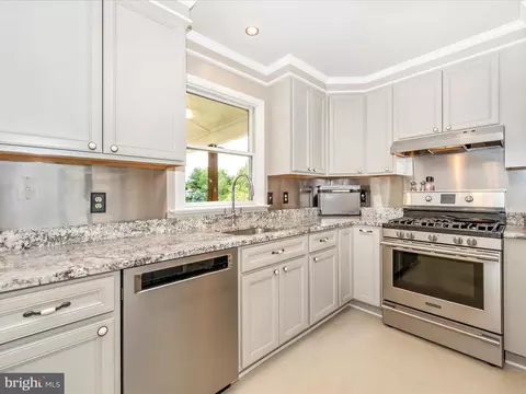 7990 Pleasant Ct, Frederick, MD 21701 photo 14