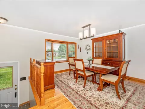 7990 Pleasant Ct, Frederick, MD 21701 photo 4