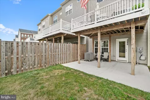 Exterior - 5986 Whelan Ln, Frederick, MD 21703 photo 5 of 9