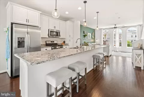 Kitchen - 5986 Whelan Ln, Frederick, MD 21703 photo 2 of 6
