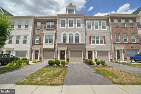 5986 Whelan Ln, Frederick, MD 21703