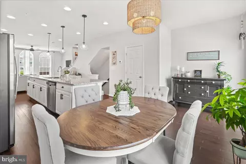 Dining - 5986 Whelan Ln, Frederick, MD 21703 photo 2 of 3