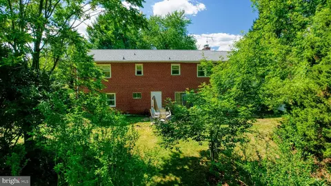 Exterior - 5203 New Design Rd, Frederick, MD 21703 photo 4 of 16