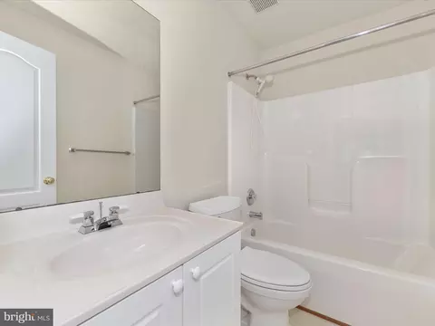 Bath - 2568 Bear Den Rd, Frederick, MD 21701 photo 4 of 5