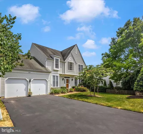 Exterior - 2568 Bear Den Rd, Frederick, MD 21701 photo 4 of 20