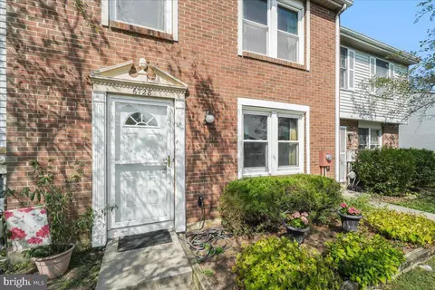 6728 Fallow Hill Ct, Frederick, MD 21703 photo 2