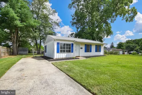 303 Canberra Ct, Frederick, MD 21701 photo 4