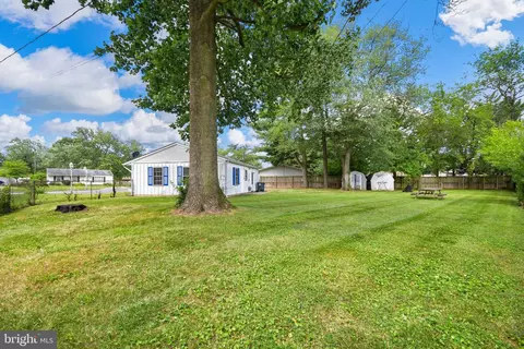 303 Canberra Ct, Frederick, MD 21701 photo 10