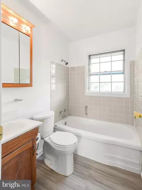 303 Canberra Ct, Frederick, MD 21701 photo 27