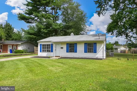 303 Canberra Ct, Frederick, MD 21701 photo 3