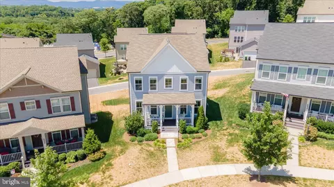 8424 Cliffview Ln, Frederick, MD 21704 photo 4