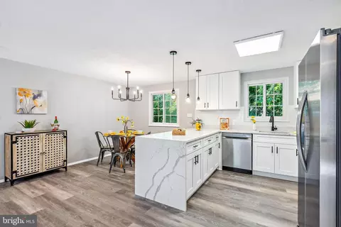 Kitchen - 1824 Meadowgrove Ln, Frederick, MD 21702 photo 3 of 7