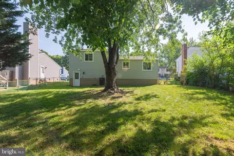 Exterior - 1824 Meadowgrove Ln, Frederick, MD 21702 photo 3 of 3