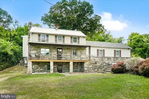 8905 Old Harmony Rd, Myersville, MD 21773