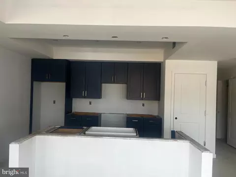 710 Iron Forge Rd UNIT B, Frederick, MD 21702 photo 2