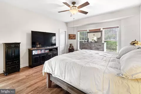 Bedroom - 2649 Monocacy Ford Rd, Frederick, MD 21701 photo 2 of 3