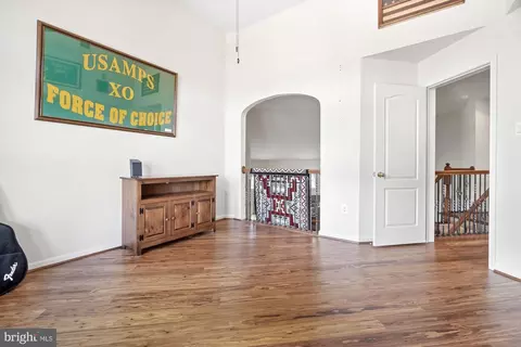 Entry Way - 2649 Monocacy Ford Rd, Frederick, MD 21701 photo 5 of 5
