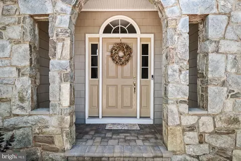 Entry Way - 2649 Monocacy Ford Rd, Frederick, MD 21701 photo 1 of 5