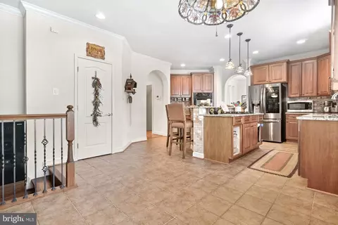 Entry Way - 2649 Monocacy Ford Rd, Frederick, MD 21701 photo 2 of 5