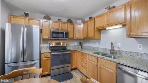 905 Blue Leaf Ct #E, Frederick, MD 21701 photo 13
