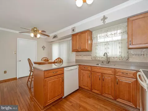 404 Navaho Dr, Frederick, MD 21701 photo 17