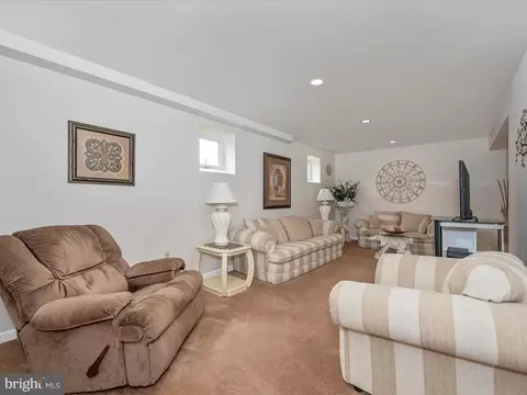 404 Navaho Dr, Frederick, MD 21701 photo 35
