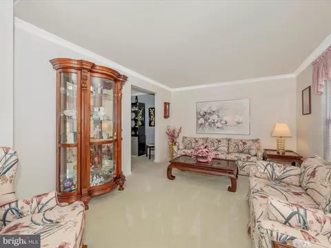 404 Navaho Dr, Frederick, MD 21701 photo 5