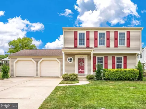 404 Navaho Dr, Frederick, MD 21701