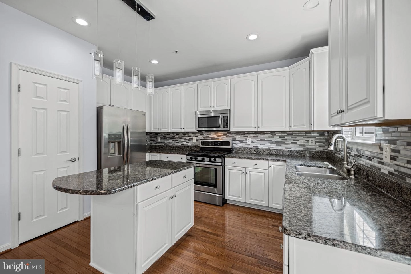 631 Cawley Dr, Frederick, MD 21703 photo 13