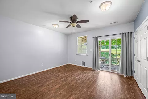 631 Cawley Dr, Frederick, MD 21703 photo 4