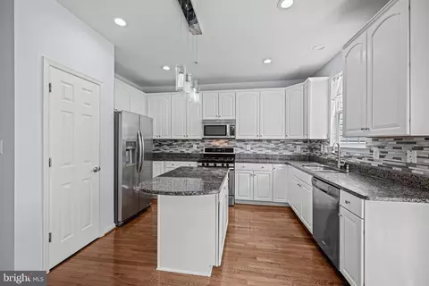631 Cawley Dr, Frederick, MD 21703 photo 11