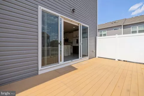 Exterior - 6065 Krantz Dr, Frederick, MD 21703 photo 2 of 2